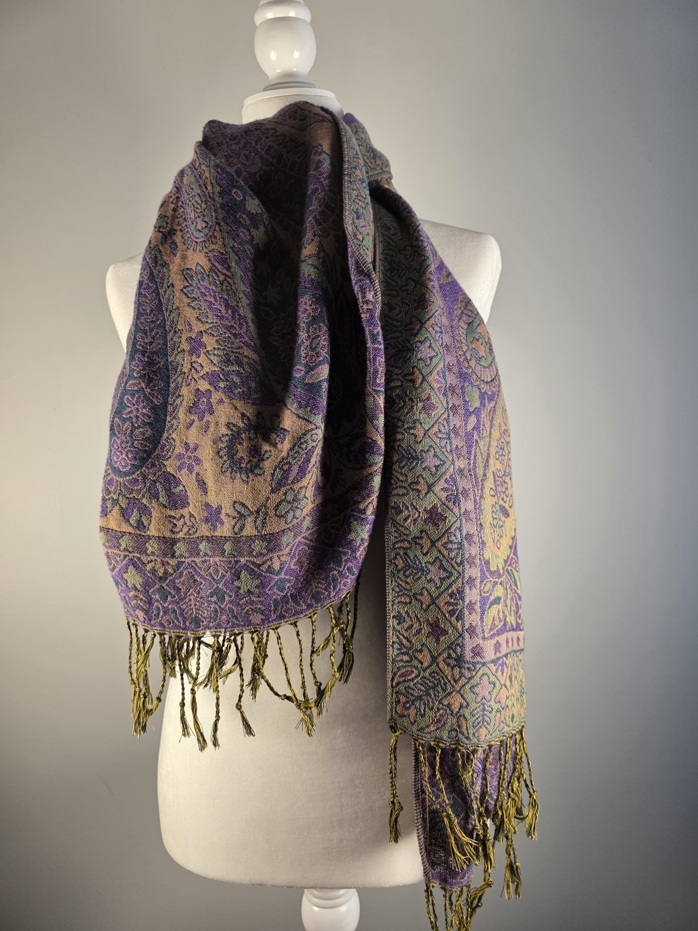 Purple Paisley Pashmina Style Scarf Wrap Shawl Fringe Boho Floral 100% Polyester